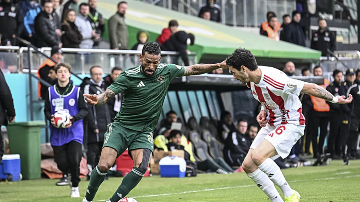 1. Lig'de g枚zler play-off'a 莽evrildi!