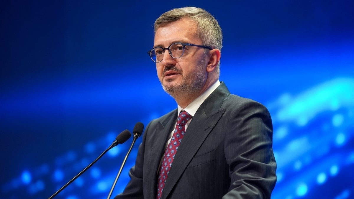 Burhanettin Duran'dan, Mescid-i Aksa baskınına ilişkin kınama mesajı