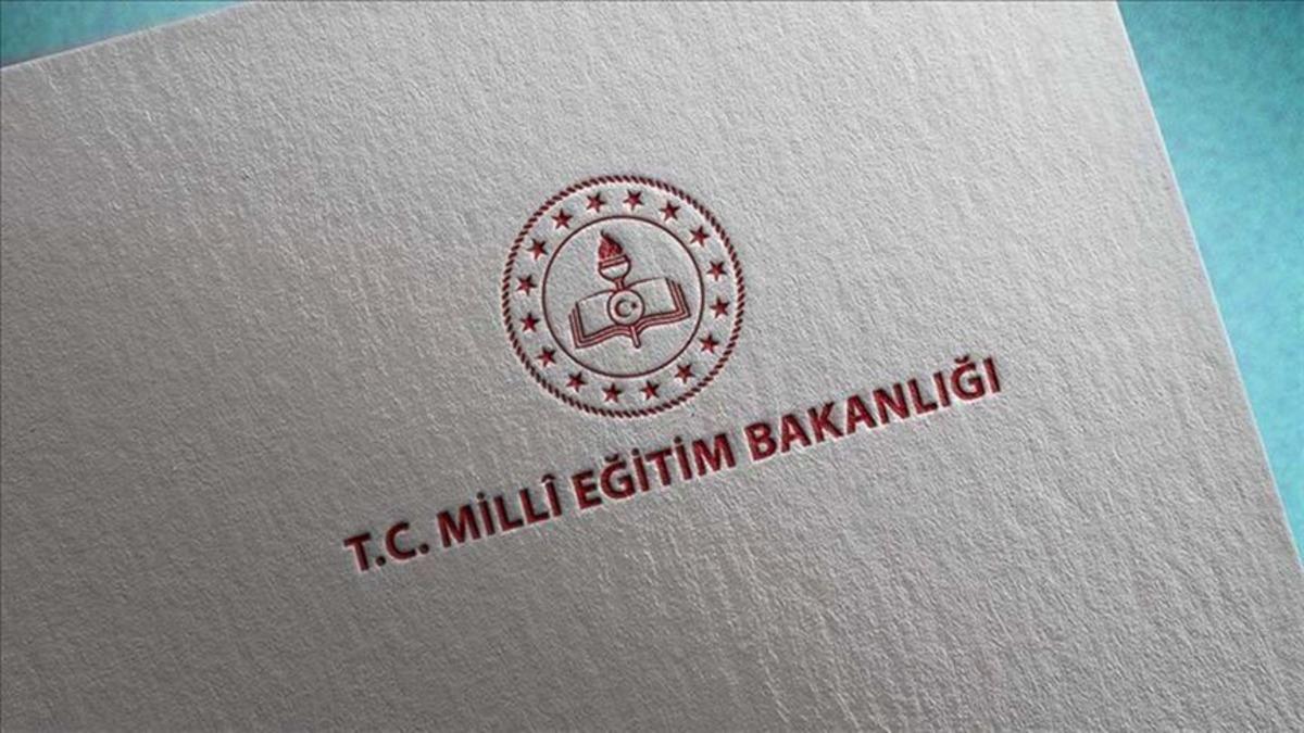 Milli Eğitim Bakanı Yusuf Tekin açıkladı: Cuma günü okullar tatil