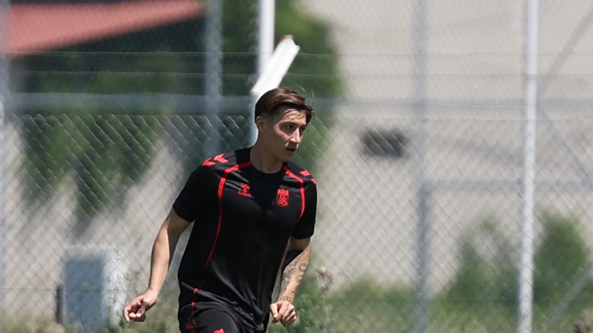 Sivasspor'un stoperi Mert Çelik: