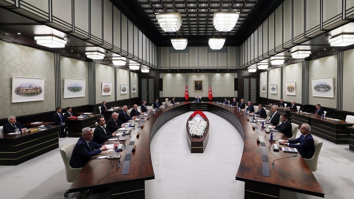 Kabine toplanıyor: NATO zirvesinin yansımaları ele alınacak