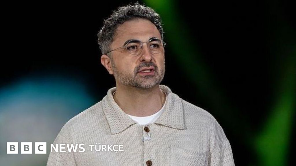 Microsoft CEO'su Süleyman: 'Teknolojinin yapay zekayı insan gibi ele alması yanlış ve yanıltıcı'